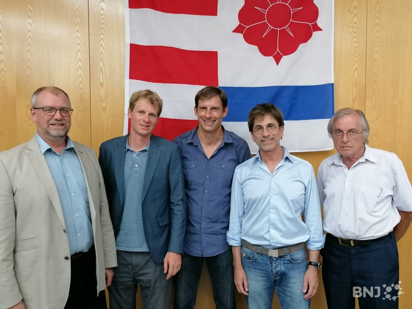 Thierry Pittet (au centre) ramène le nombre de conseillers communaux de la Grande Béroche à cinq.
