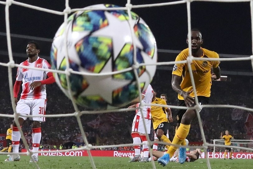 Le ballon de la Ligue des champions pourrait bien ne plus rouler sur les pelouses de Suisse durant quelques années (photo : www.bscyb.ch).