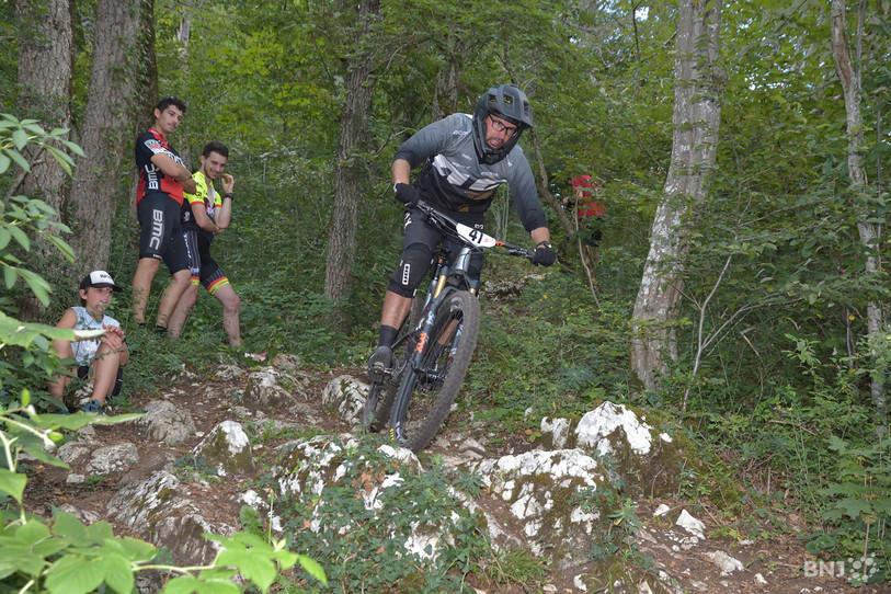 Les concurrents en lice ont dû serrer les dents par moments, certains secteurs s'avérant très techniques. (Photo: Georges Henz)