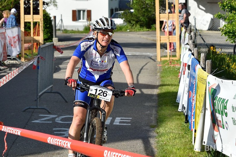 Sandra Stadelmann-Hushi a côtoyé la crème du VTT marathon. (Photo: archives)