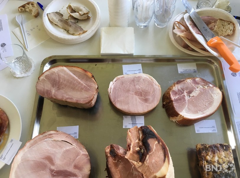 Parmi les produits à tester : des jambons.