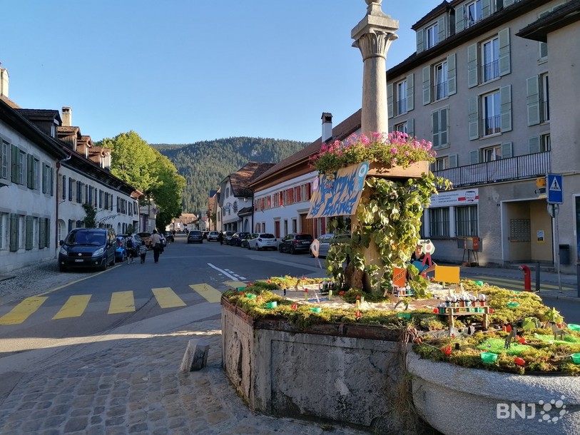 Les fontaines de Môtiers étaient décorées le 12 septembre.