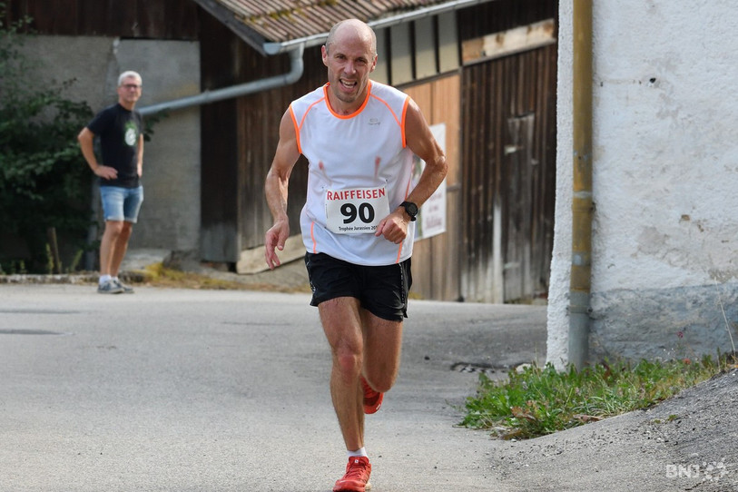 Gilles Aeschlimann est monté sur le podium de sa catégorie dimanche à Lugano lors du championnat de Suisse de semi-marathon. (Photo : archives)