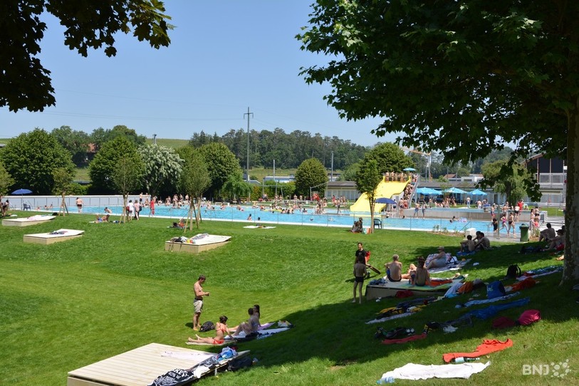 La piscine de Porrentruy a notamment connu un record d'affluence pour sa première ouverture depuis les travaux de rénovation avec 35'000 personnes entre fin juin et mi-septembre.