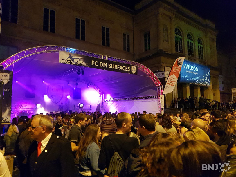 La musique sur la place Numa-Droz ne sera gérée que par deux stands pour éviter la cacophonie.