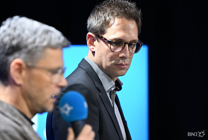 Raphaël Ciocchi (PS), en lice pour le second tour de l’élection au Gouvernement jurassien, était l’invité de « La Matinale » de RFJ ce mercredi. (Photo : Georges Henz.)