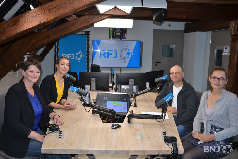 Anne Froidevaux (PDC), Mathilde Crevoisier Crelier (PS), - Silvio Mittempergher (PEV) et Anne Sulliger (PLR) ont débattu de la politique sociale.