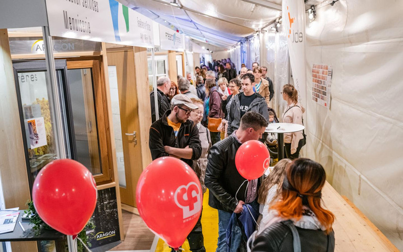 Comme lors de l'édition 2018, une quarantaine de stands prendront place dans la halle-cantine de Saignelégier. (Image : Comptoir Franc-Montagnard)