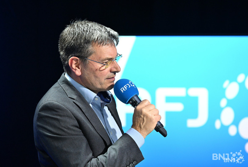 Jean-Paul Lachat (Le Centre), en lice pour le second tour de l’élection au Gouvernement jurassien, était l’invité de « La Matinale » de RFJ ce jeudi. (Photo : Georges Henz.)