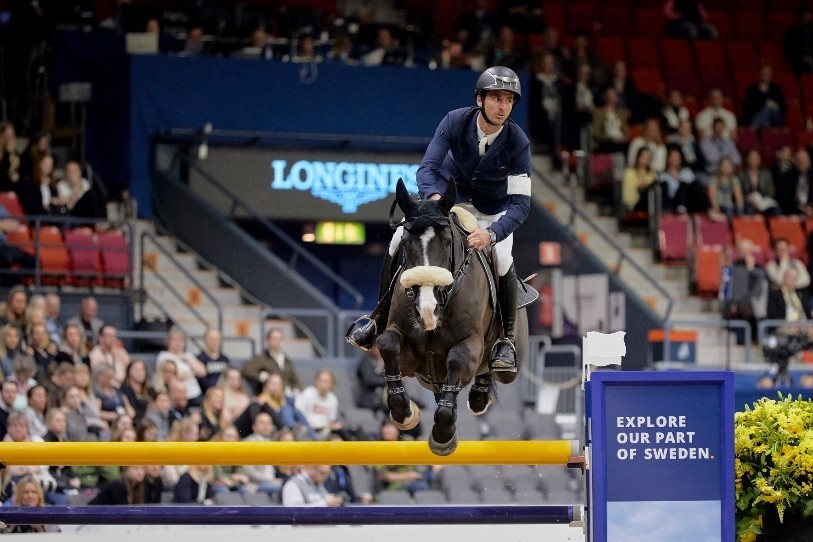 Steve Guerdat et Alamo ont terminé 2es vendredi soir. (photo : archives FEI/Liz Gregg)
