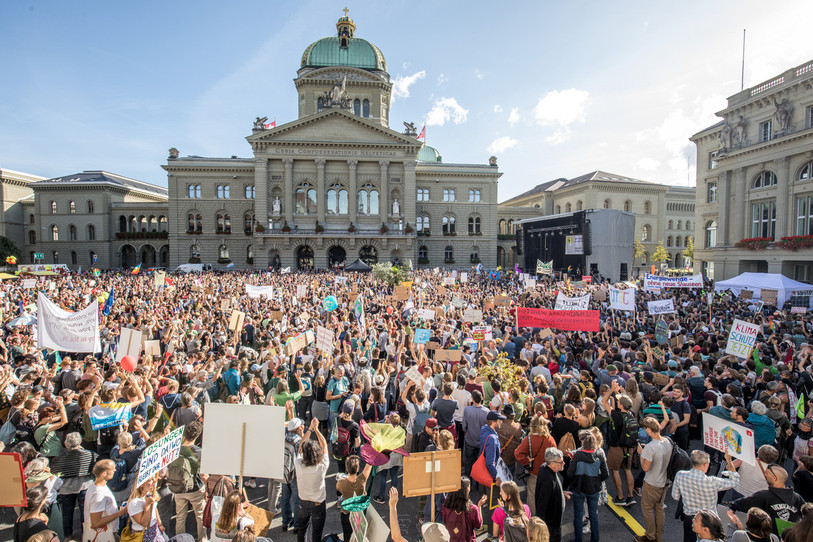 Les manifestants ont convergé vers la Place fédérale samedi à Berne. (photo: Delia Frauenfelder - Alliance climatique)