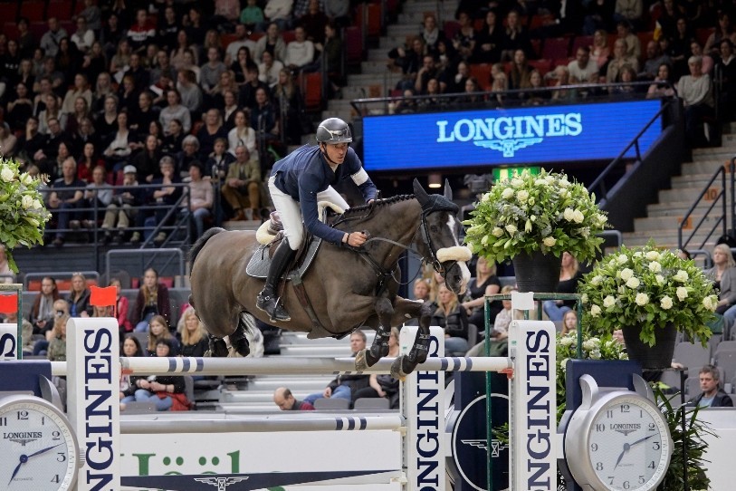 Steve Guerdat et Alamo ont fait tomber une barre lors du barrage. (Photo : archives FEI/Liz Gregg)