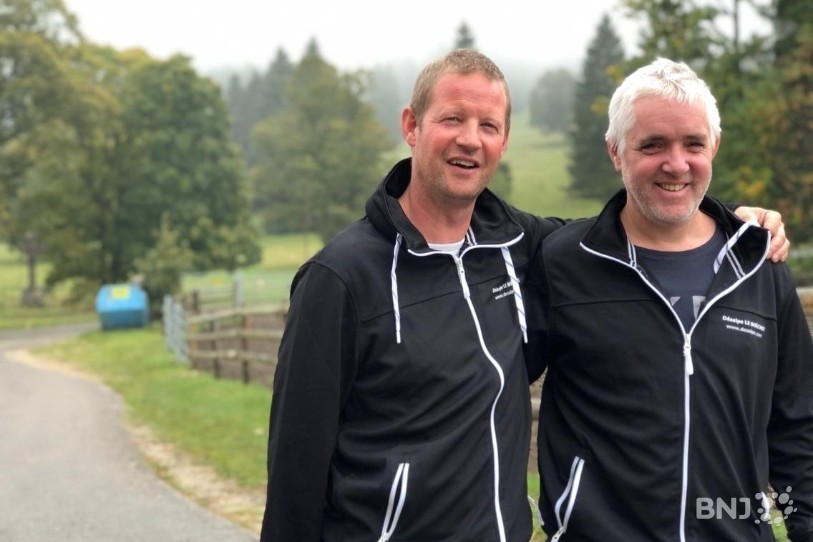 Johnny Scheidegger (à gauche) et Cyril Jeanbourquin sont les nouveaux co-présidents de la désalpe du Boéchet.