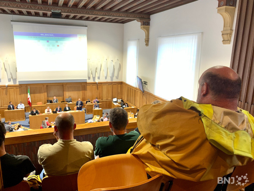 Les pêcheurs ont assisté à la réponse du Conseil d'État.