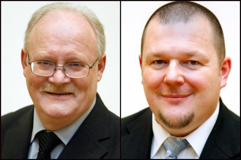 Les députés Pierre-André Comte (PS/à gauche) et Didier Spies (UDC) vont débattre au sujet de la suspension de la baisse fiscale ce vendredi sur RFJ.