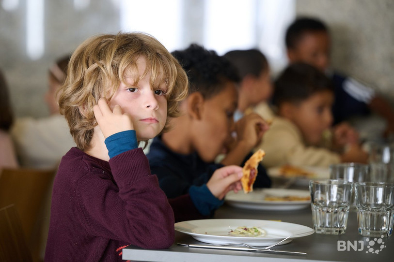 Les enfants sont pris en charge durant la pause de midi. (Photo: Ville de Neuchâtel, David Marchon).