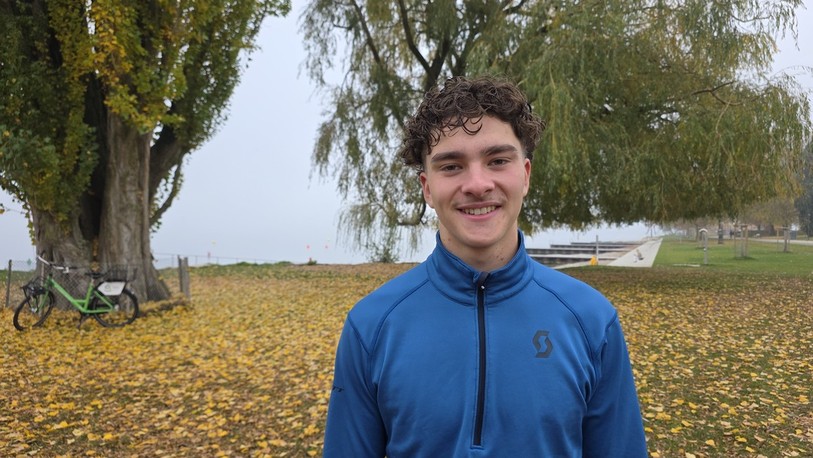 Louis Gallina, 18 ans, invite chaque samedi matin les participants à courir dans le cadre de son travail de maturité au Lycée Jean-Piaget. 