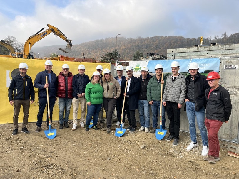 Les acteurs du projet de construction du magasin Landi à Cornaux.