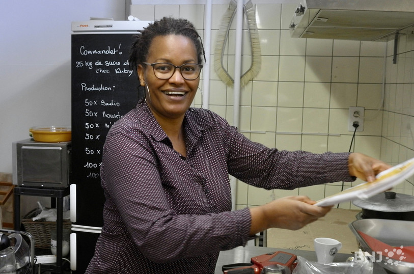 Baïlo Diallo Rottet dans son lieu de travail à Courrendlin.