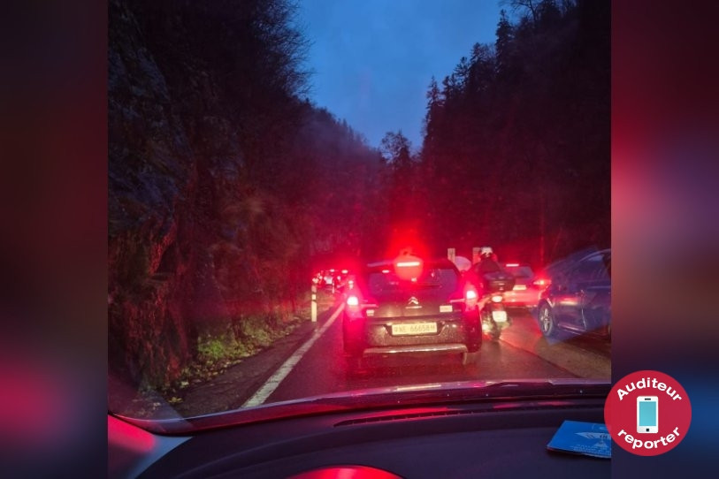 Les Gorges du Seyon ont été fermées en direction de La Chaux-de-Fonds lundi. 