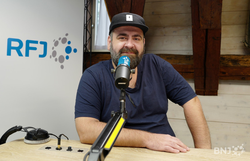 Le chanteur de Kill The Jayer, Jean-Yves Rouillon.