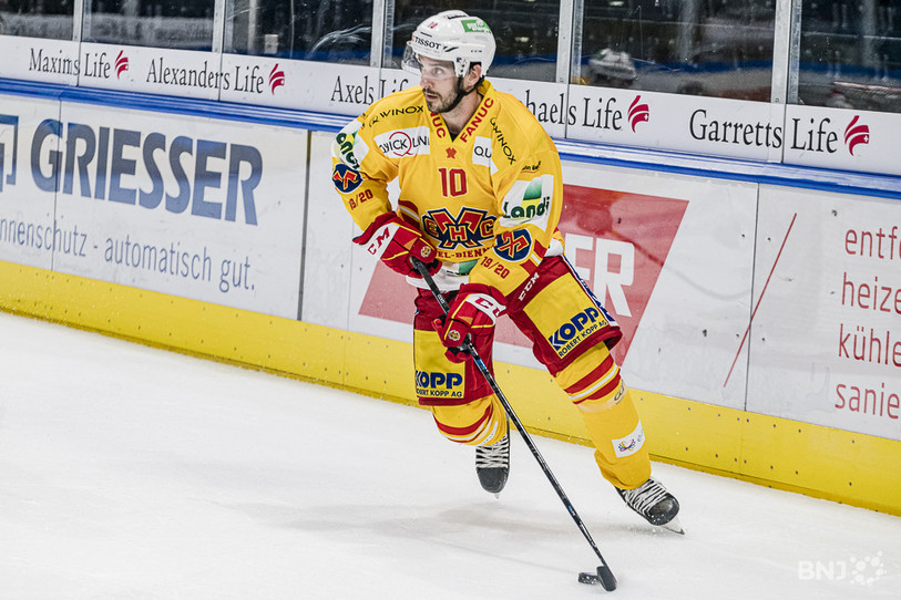 Luca Cunti a remis le HC Bienne dans le match au terme d'un superbe numéro de soliste. (Photo : Jonathan Vallat)
