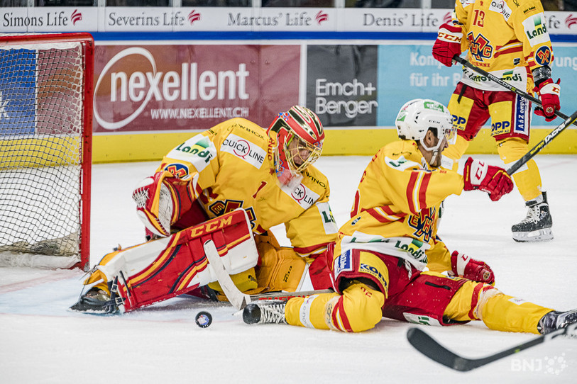 Jonas Hiller et la défense du HC Bienne ont craqué trois fois en infériorité numérique.