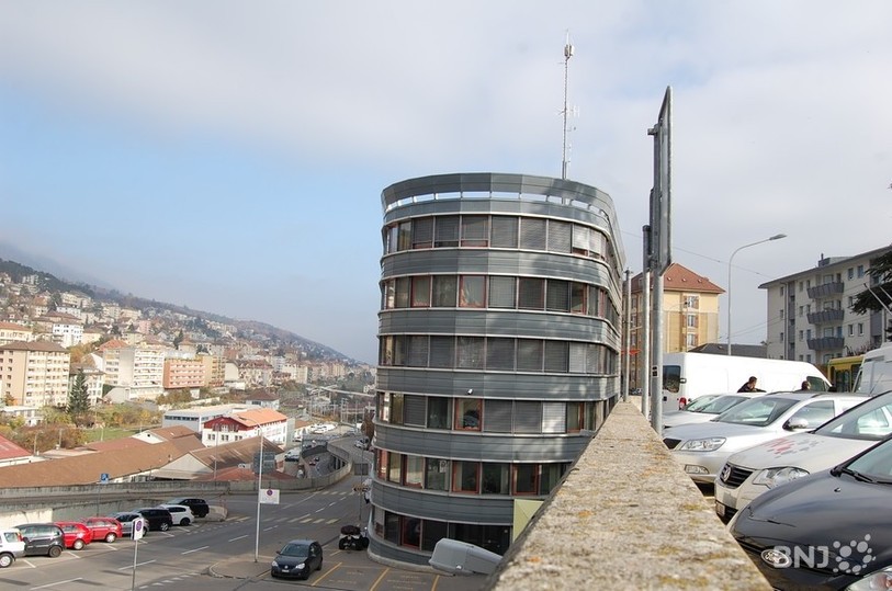 Les patrouilles auront du pain sur la planche durant toute la durée de l'épidémie. Ici, le Bâtiment de police (BAP) à Neuchâtel.