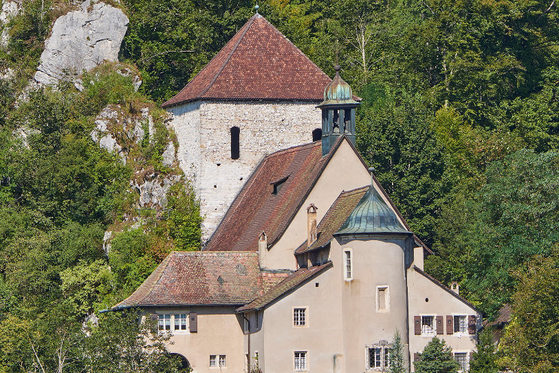 Le Vorbourg, lieu de balade et de recueillement pour de nombreux Jurassiens, propose un espace d'écoute. (Photo : Pierre Montavon)