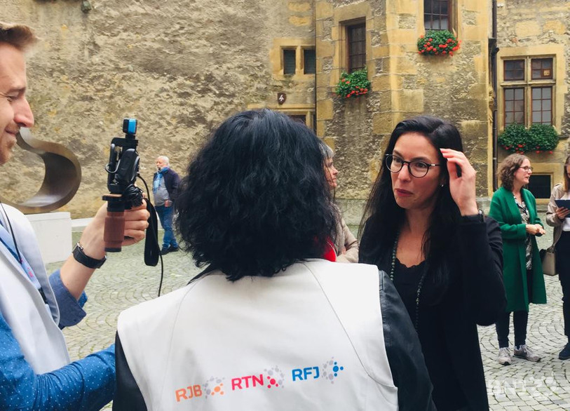 Céline Vara à son arrivée au Château.