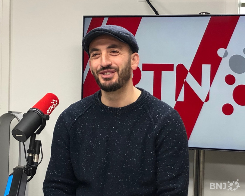 Flamur Nitaj, entraîneur du FC Kosova NE, peut avoir le sourire. Son équipe réalise un début de saison tonitruant.