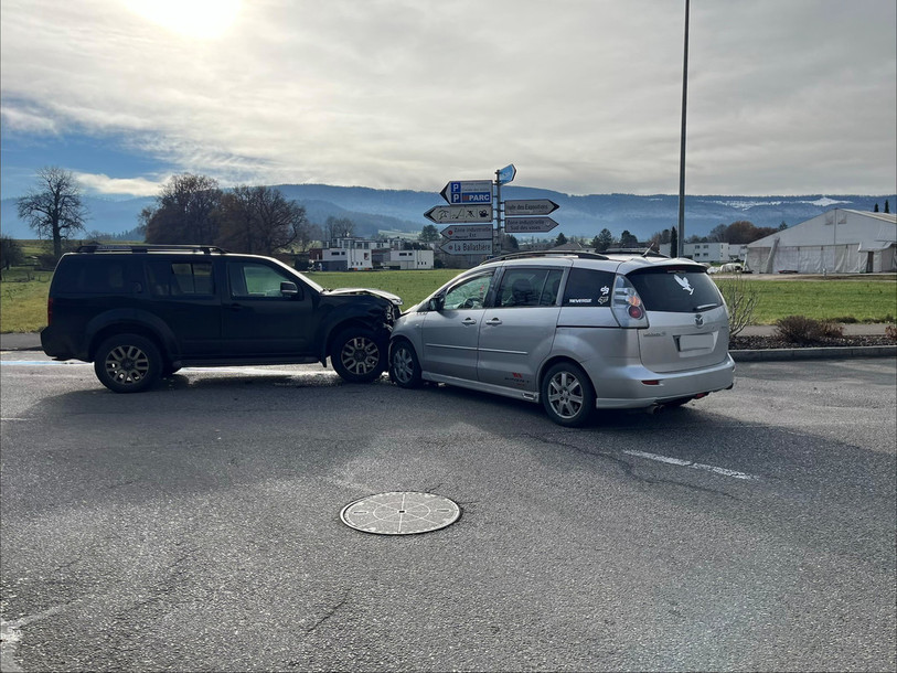 L'incident a fait un blessé léger. (Photo : Police cantonale jurassienne)