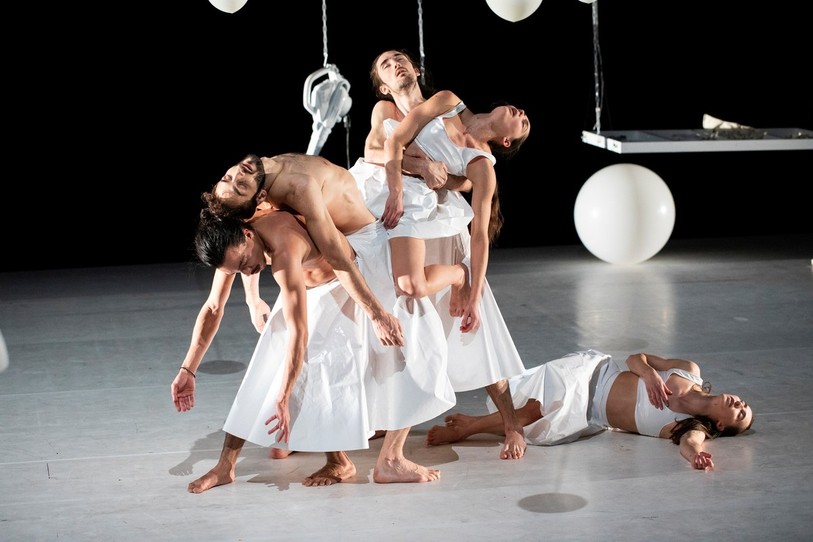Le spectacle Forever de l'artiste suisse Tabea Martin sera présenté à l'Aula de Chantemerle à Moutier le vendredi 22 novembre. Photo : Nelly Rodriguez