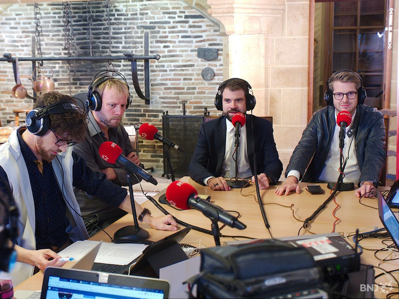 Les trois nouveaux élus au Conseil national, Fabien Fivaz, Damien Cottier et Baptiste Hurni, devront ajuster leurs activités professionnelles.