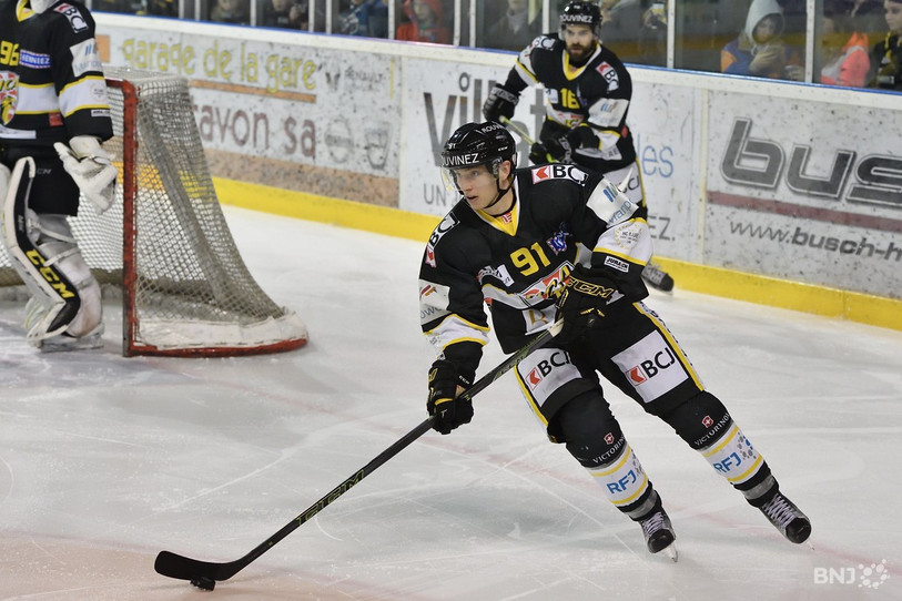 Steven Macquat ira glaner du temps de jeu à l'échelon inférieur avec le HC Martigny-Valais.