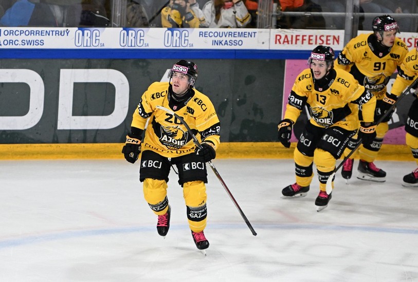 Cole Cormier trouve gentiment ses marques dans le vestiaire et le jeu du HC Ajoie (photo : Georges Henz).