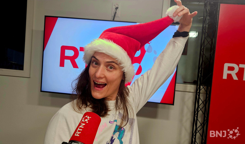 Aude Bourrier en mode « Noël » dans « La Matinale ».