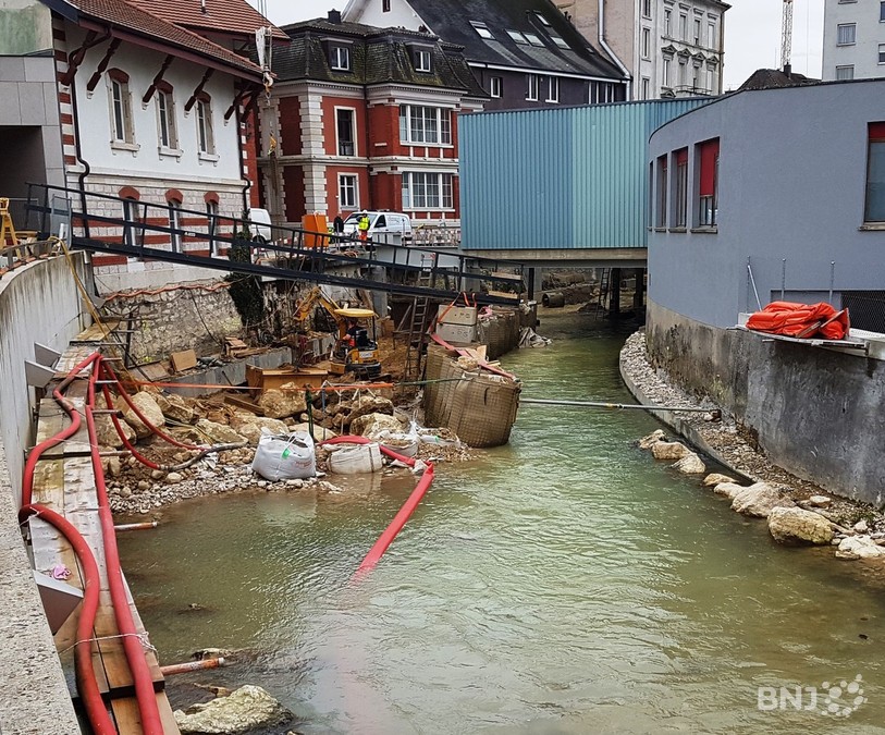 Les derniers travaux sont en cours sur la Sorne, en amont de l'Avenue de la gare.