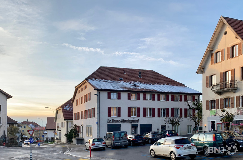 Le bâtiment qui abrite l'imprimerie du Franc-Montagnard à Saignelégier.