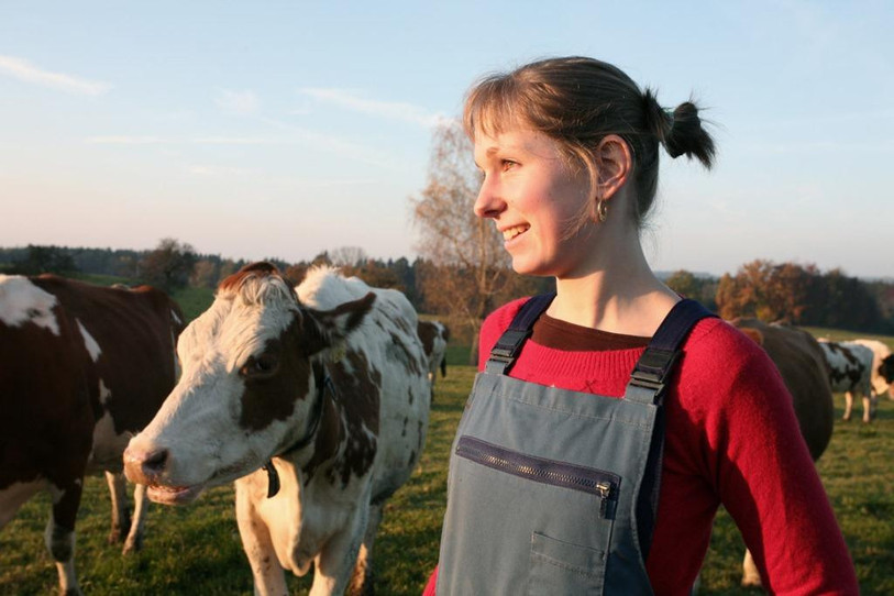 En Suisse, un quart des jeunes qui terminent leur CFC d'agriculteur n'ont pas d'exploitation à reprendre, selon un sondage de l'Université de Lausanne.(Photo: Fondation rurale interjurassienne)