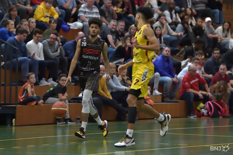 Travis Landenbergue se fait gentiment sa place dans l'élite du basket suisse (photo : Georges Henz).