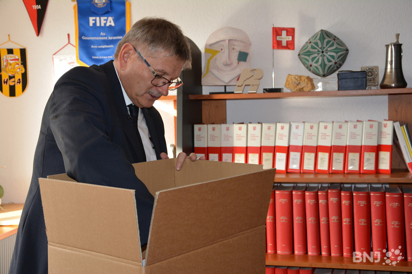 Les cartons de Charles Juillard sont prêts.