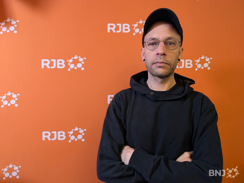 Passionné de chat depuis sa plus tendre enfance, Alain Rüfenacht, ancien animateur à RJB, est passé dans La Matinale ce lundi pour nous raconter avec humour et tendresse, son amour pour ces petites boules de poils.