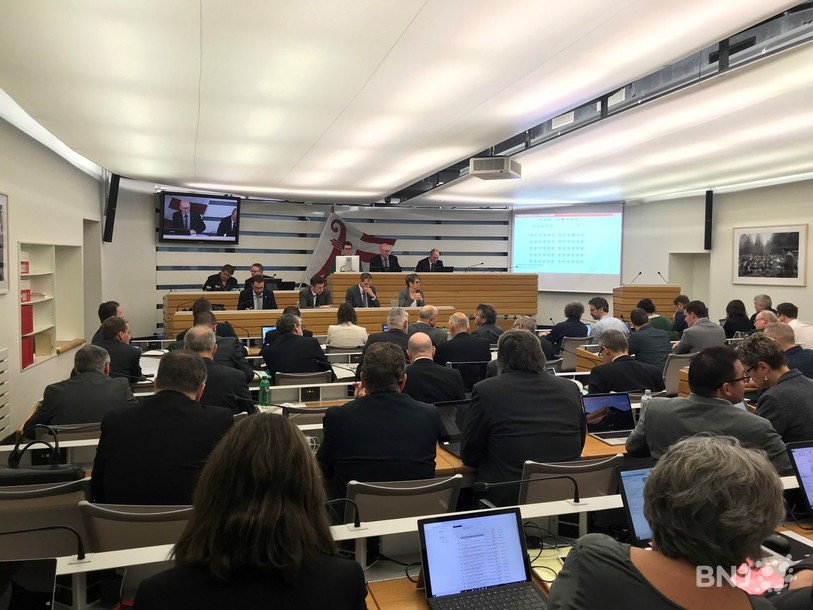 Le Parlement jurassien a accepté mercredi d'ancrer dans la loi un quota de femmes dans les entités étatiques ou paraétatiques.