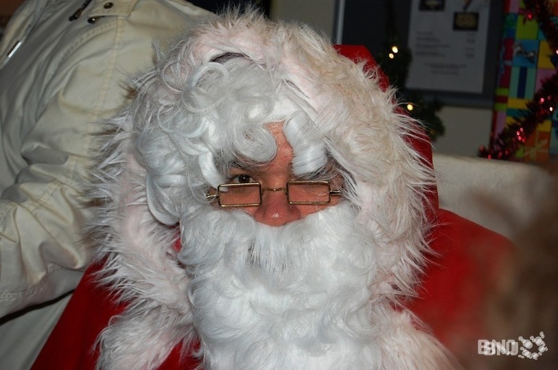 Le Père Noël est très sollicité en cette période. Raison pour laquelle il peut compter sur les aides de La Poste.
