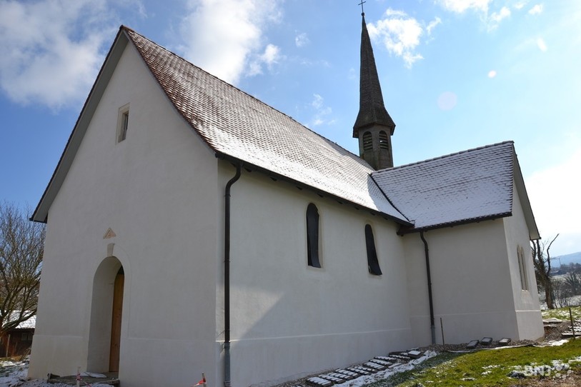 La paroisse catholique de Fontenais va notamment recevoir de l'argent pour la rénovation de la chapelle Ste-Croix (photo : archives).