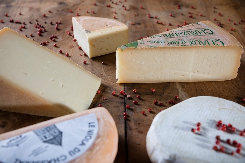 Un plateau de fromages du Jura (photo : Guillaume Perret).