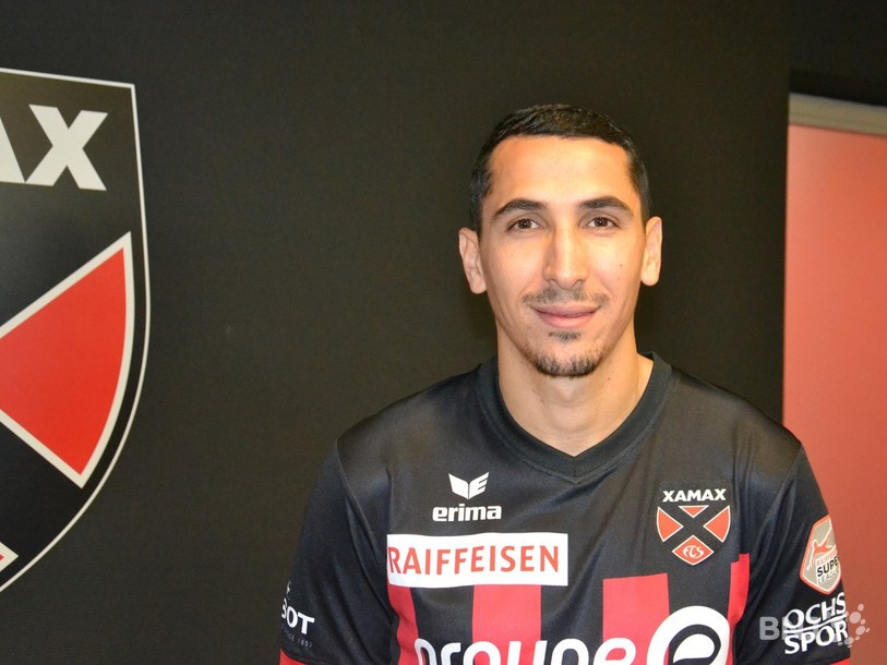 Yannis Tafer à l'heure de la photo officielle.