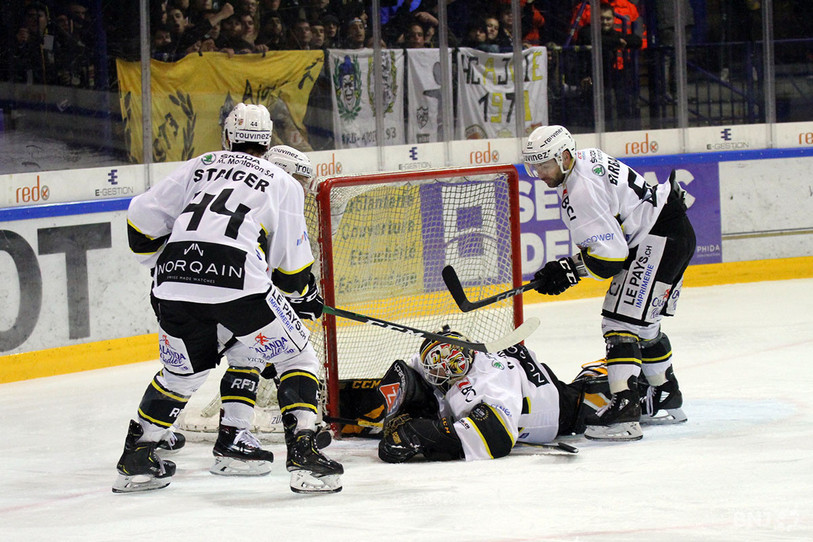Le HC Ajoie a subi un nouveau coup de frein contre Olten ce dimanche. Un match à oublier (archive).
