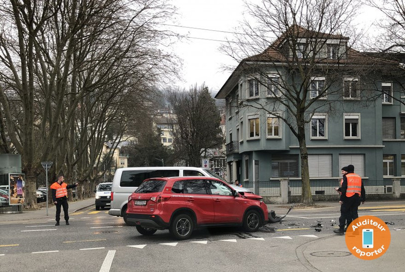 Le croisement ou s'est produit l'accident peu après 10h35. (Photo: auditeur-reporter)